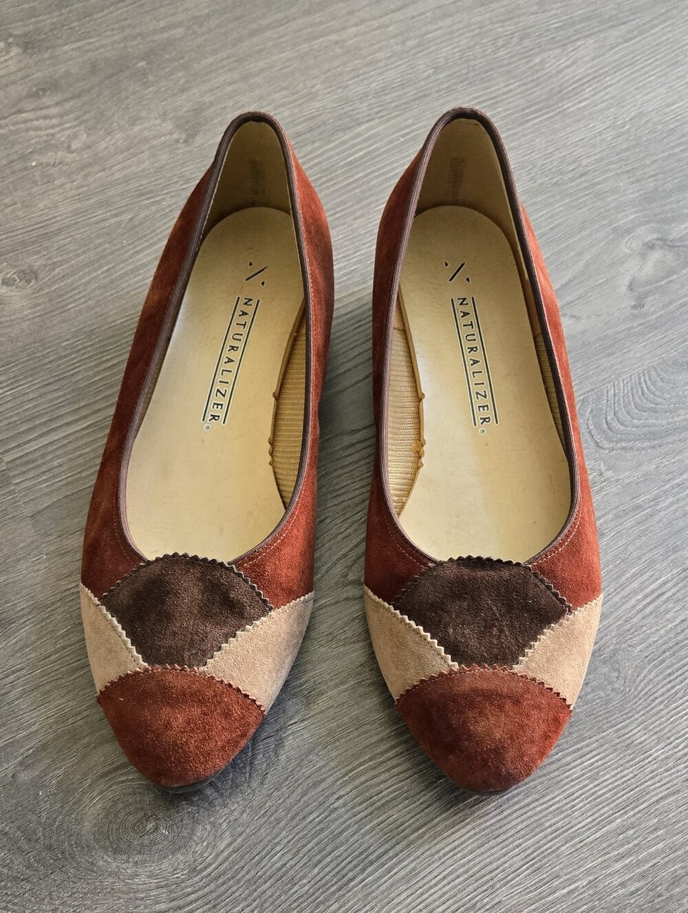 Vintage Suede Naturalizer Flats
